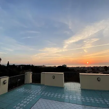Terrazza Hibiscus 埃尔科拉诺
